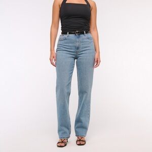 Abercrombie & Fitch The 90s Straight Ultra High Rise